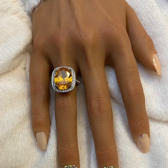 RIngs - Picture 1 of 1
